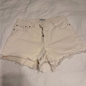 Abercrombie & Fitch Women's Curve love Dad Shorts